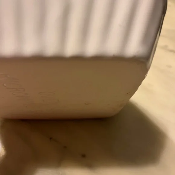 Small baking dish 6 by 6 Inches - Picture 4 of 8